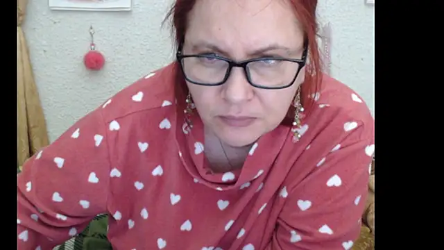 Snapshot of PlayfullMature chatting on October 11, 2025, 12:36 pm PlayfullMature online show from October 11, 2025, 12:36 pm