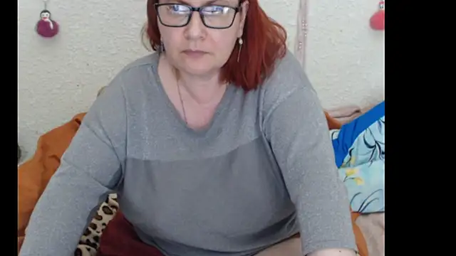 Snapshot of PlayfullMature chatting on November 3, 2025, 4:47 am PlayfullMature online show from November 3, 2025, 4:47 am