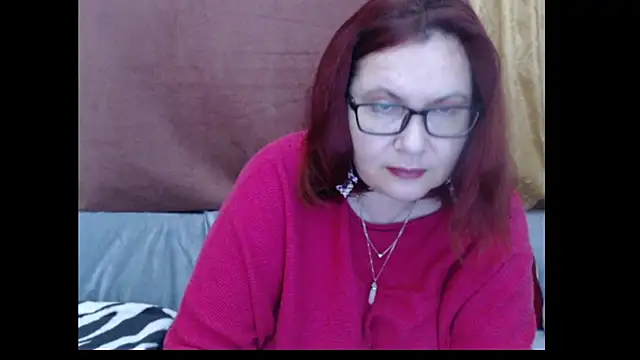 Snapshot of PlayfullMature chatting on April 1, 2026, 5:10 pm PlayfullMature online show from April 1, 2026, 5:10 pm