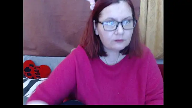 Snapshot of PlayfullMature chatting on April 9, 2026, 7:58 am PlayfullMature online show from April 9, 2026, 7:58 am