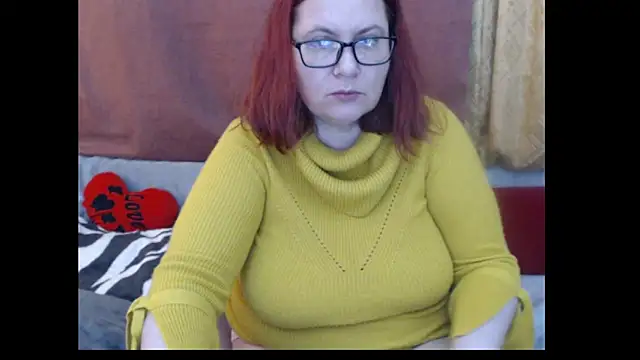 Snapshot of PlayfullMature chatting on April 12, 2026, 11:48 am PlayfullMature online show from April 12, 2026, 11:48 am