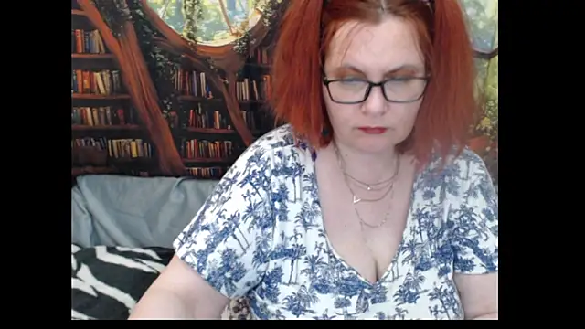 Snapshot of PlayfullMature chatting on May 30, 2026, 3:42 pm PlayfullMature online show from May 30, 2026, 3:42 pm