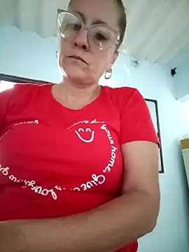 deisy summers47x online show from February 11, 2025, 3:08 pm