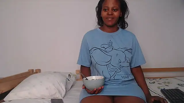 Snapshot of SexyKate852 chatting on February 6, 2025, 6:35 pm SexyKate852 online show from February 6, 2025, 6:35 pm