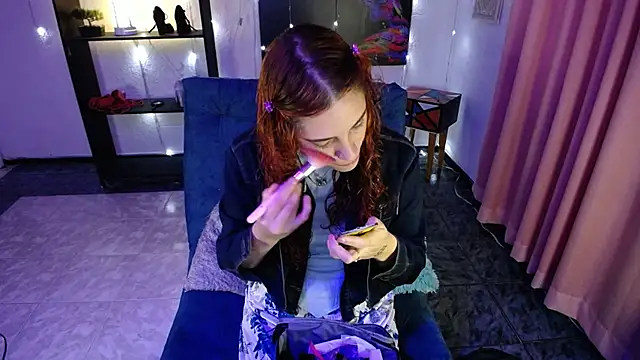 IsaBaileys  online show from February 5, 2025, 6:59 pm