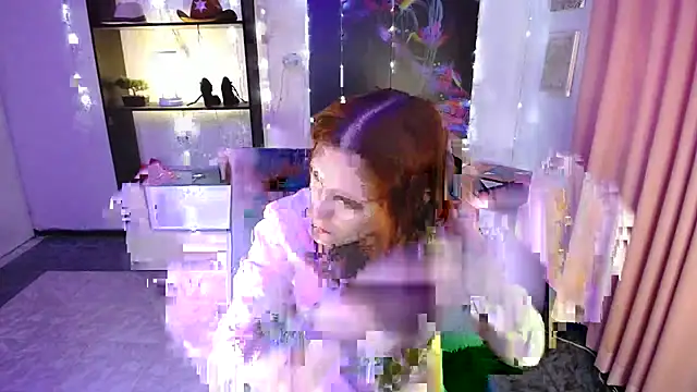 IsaBaileys  online show from February 8, 2025, 7:38 pm