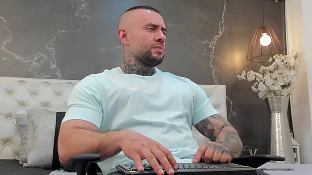 BruceDallas online show from March 11, 2025, 11:04 pm