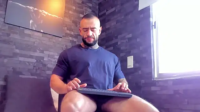 BruceDallas online show from September 20, 2025, 5:58 pm