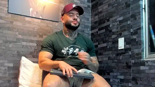 BruceDallas online show from March 15, 2026, 1:55 am