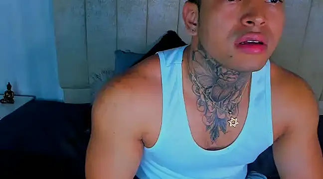 Snapshot of Stiven_collins chatting on December 31, 2024, 10:26 am Stiven collins online show from December 31, 2024, 10:26 am