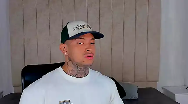 Snapshot of Stiven_collins chatting on January 8, 2025, 3:08 am Stiven collins online show from January 8, 2025, 3:08 am