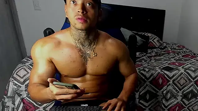 Snapshot of Stiven_collins chatting on February 3, 2025, 9:30 am Stiven collins online show from February 3, 2025, 9:30 am