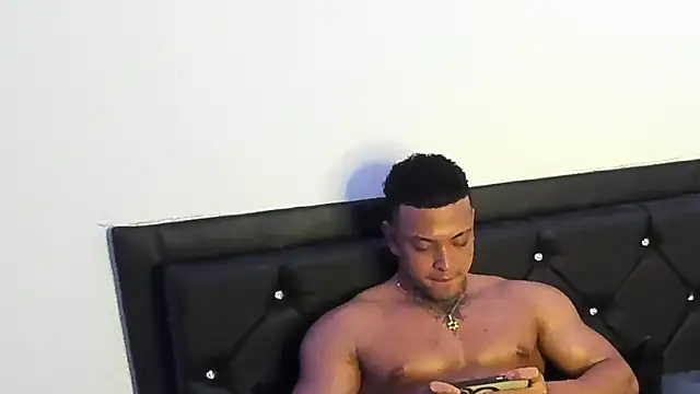 Snapshot of Stiven_collins chatting on March 5, 2025, 9:38 am Stiven collins online show from March 5, 2025, 9:38 am