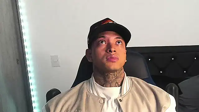 Snapshot of Stiven_collins chatting on March 12, 2025, 7:13 am Stiven collins online show from March 12, 2025, 7:13 am