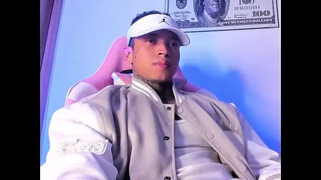 Snapshot of Stiven_collins chatting on October 15, 2025, 11:05 pm Stiven collins online show from October 15, 2025, 11:05 pm