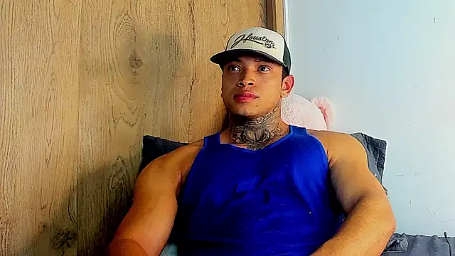 Snapshot of Stiven_collins chatting on November 2, 2025, 6:05 am Stiven collins online show from November 2, 2025, 6:05 am