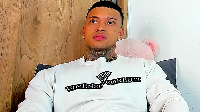 Snapshot of Stiven_collins chatting on November 20, 2025, 9:42 am Stiven collins online show from November 20, 2025, 9:42 am