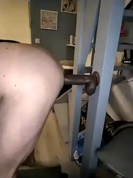 Knuffelstaaf123 online show from February 25, 2025, 12:25 am