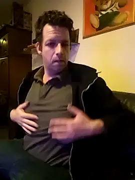 Knuffelstaaf123 online show from March 2, 2025, 9:01 pm