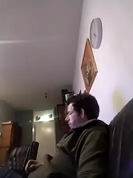 Knuffelstaaf123 online show from March 19, 2025, 5:28 pm