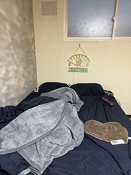 miyabi room online show from April 18, 2026, 9:02 am