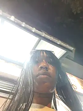 Honey-420- online show from October 28, 2025, 11:07 pm