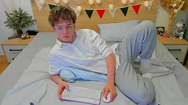 Fandi 777 online show from January 24, 2025, 7:51 am