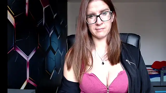 KayaRose online show from December 4, 2024, 11:19 am