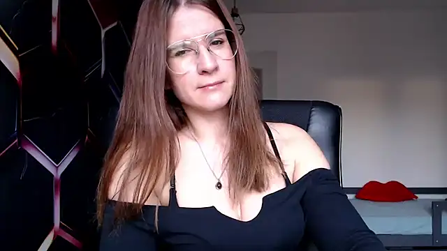 KayaRose online show from December 19, 2024, 7:07 am