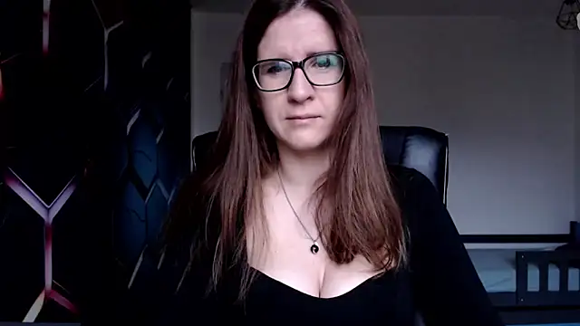 KayaRose online show from December 28, 2024, 7:11 am