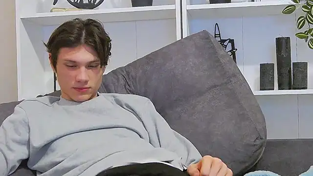 CalvinCay online show from March 1, 2025, 12:07 am