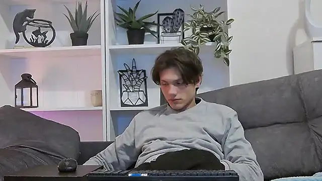 CalvinCay online show from March 10, 2025, 12:29 am