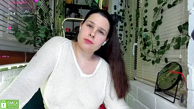 Candys booty online show from December 9, 2024, 7:29 pm