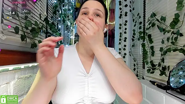 Candys booty online show from February 13, 2025, 10:11 pm