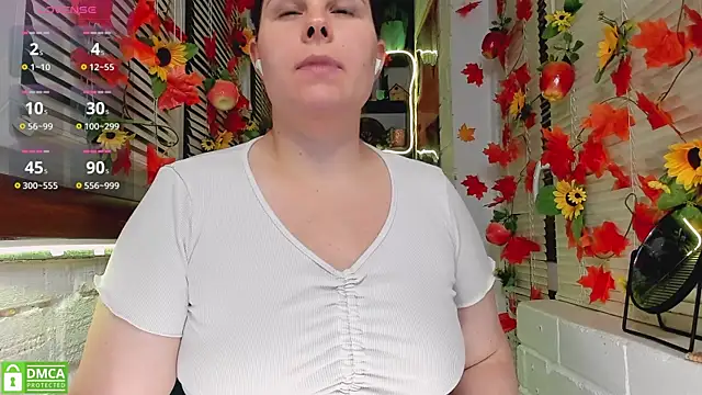 Candys booty online show from October 12, 2025, 9:36 pm