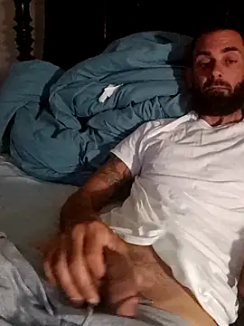 Snapshot of momentum2023 chatting on September 13, 2025, 11:10 am momentum2023 online show from September 13, 2025, 11:10 am