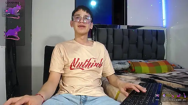 Mr daren  online show from January 31, 2025, 9:05 pm