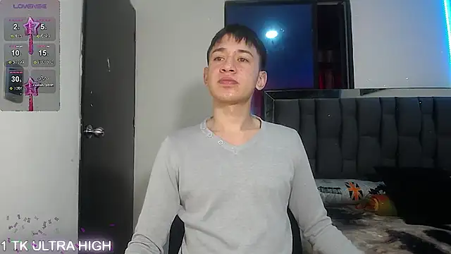 Mr daren  online show from March 12, 2025, 5:49 pm