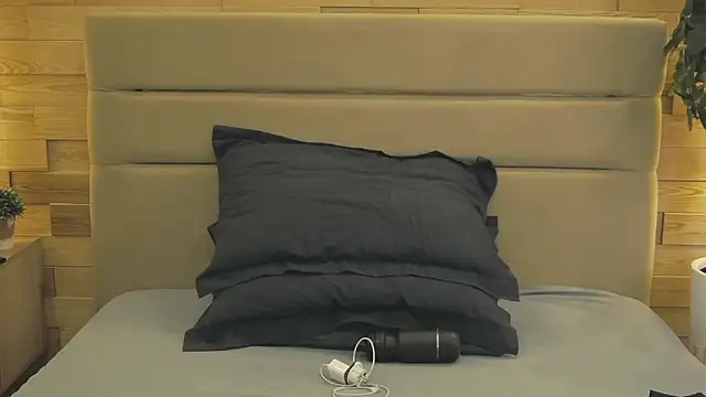 EthanPinkman online show from April 4, 2026, 4:11 am