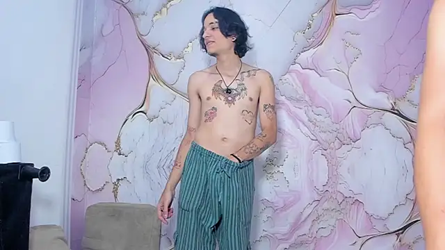 wild demongirl online show from November 28, 2025, 7:27 pm