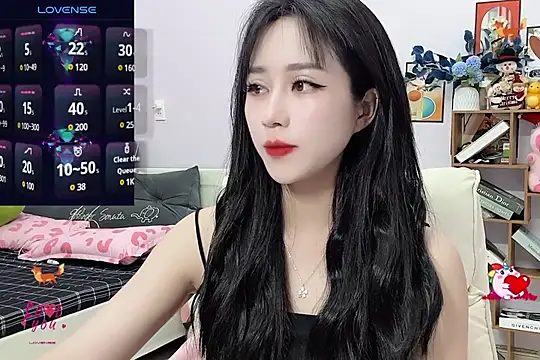  LLisa  online show from December 21, 2024, 6:34 pm