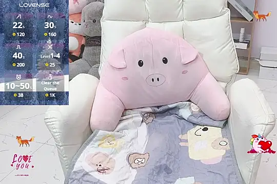  LLisa  online show from January 11, 2025, 1:48 am