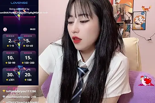  LLisa  online show from March 5, 2025, 10:10 pm