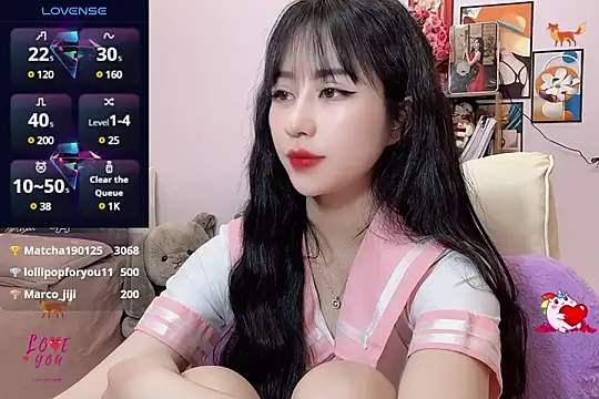  LLisa  online show from March 7, 2025, 9:38 pm