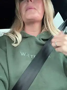 JodiSands online show from December 28, 2024, 3:59 pm