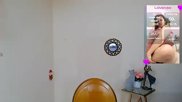 Snapshot of sofia_valeriaa chatting on February 9, 2025, 9:17 pm sofia valeriaa online show from February 9, 2025, 9:17 pm