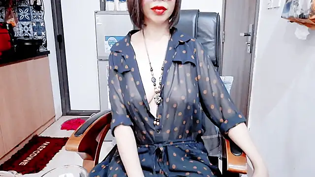 Miu-Le online show from February 7, 2026, 6:55 pm