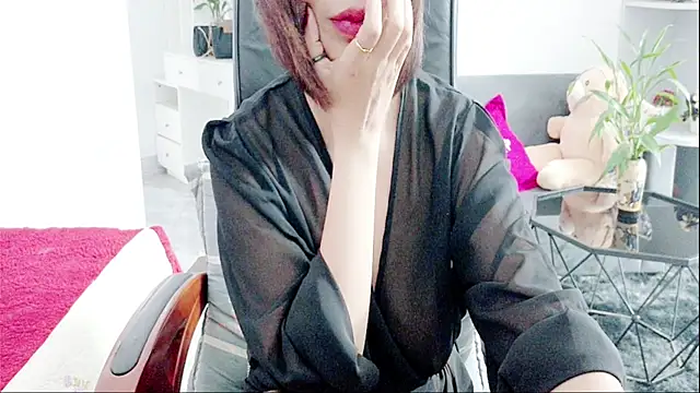Miu-Le online show from July 25, 2026, 7:50 am