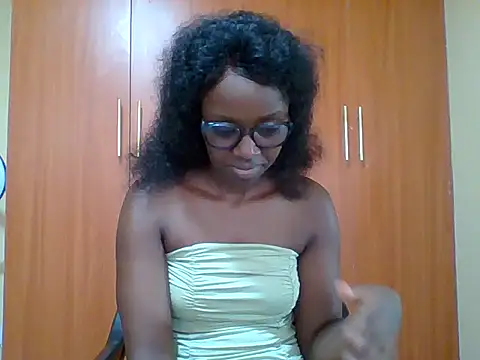 sexy darleen23 online show from March 9, 2026, 8:07 am