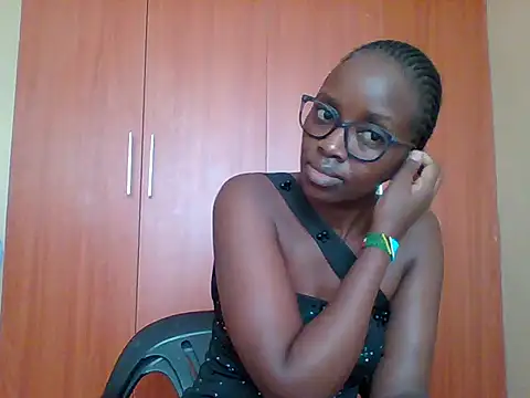 sexy darleen23 online show from June 5, 2026, 8:42 am